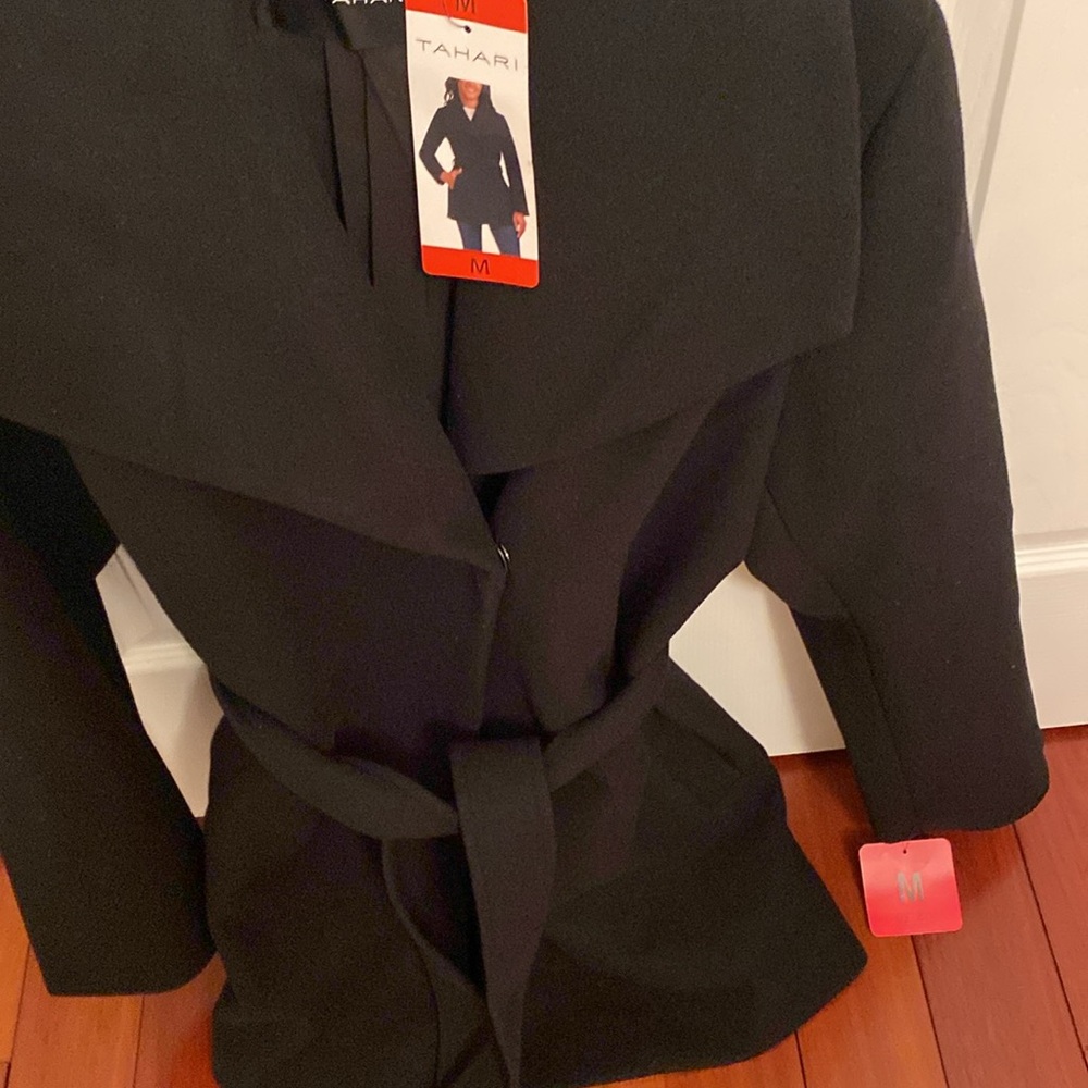 Tahari women’s snap closure, tie belt , black medium - Picture 6 of 7